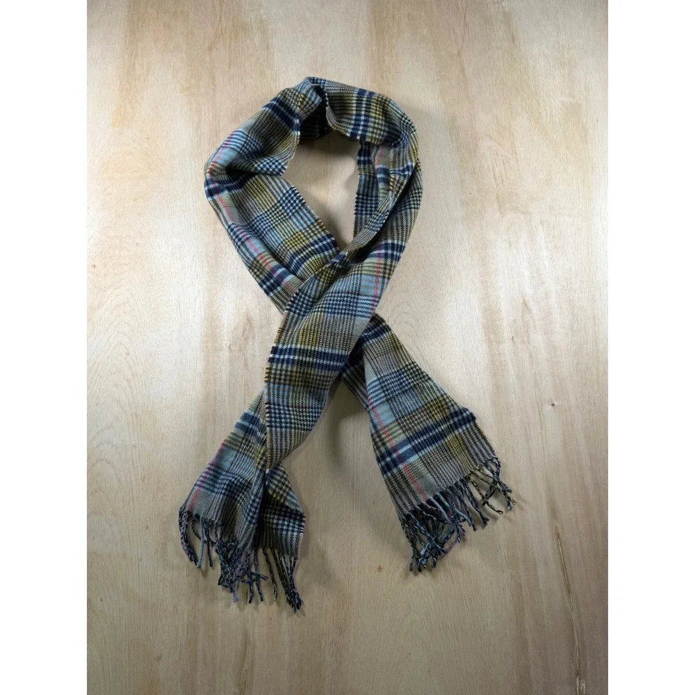 Handmade luxurious 100%
